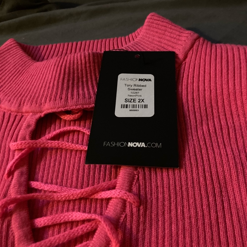 new with tags 2x fuscia fashion nova sweater